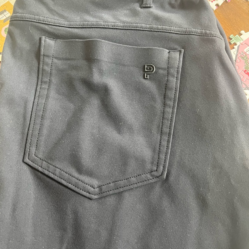 Men’s Public Rec grayish black pants